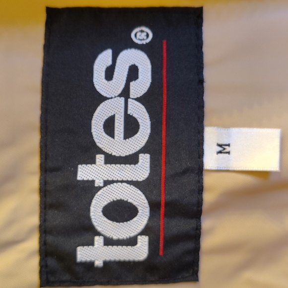 NEW Totes Work Travel Vacation Size M Beige Color B46 X - Picture 12 of 14